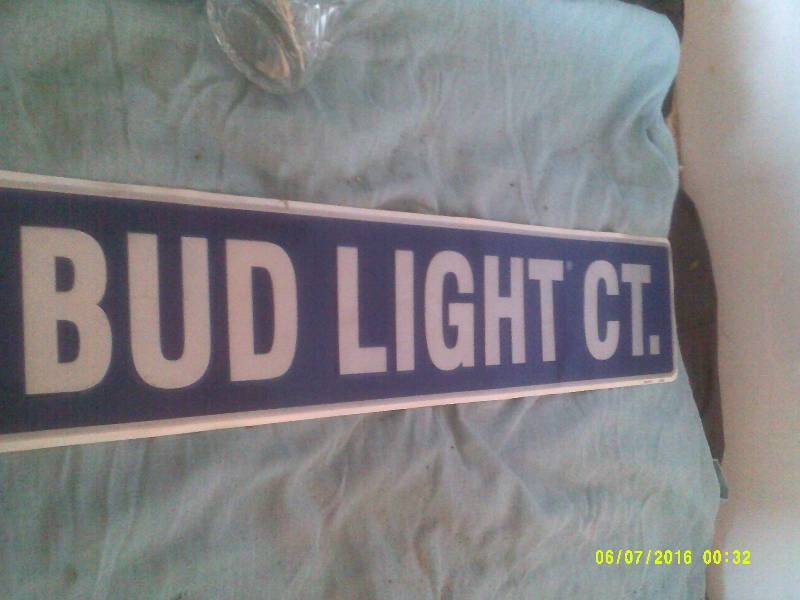 METAL BUD LIGHT SIGN