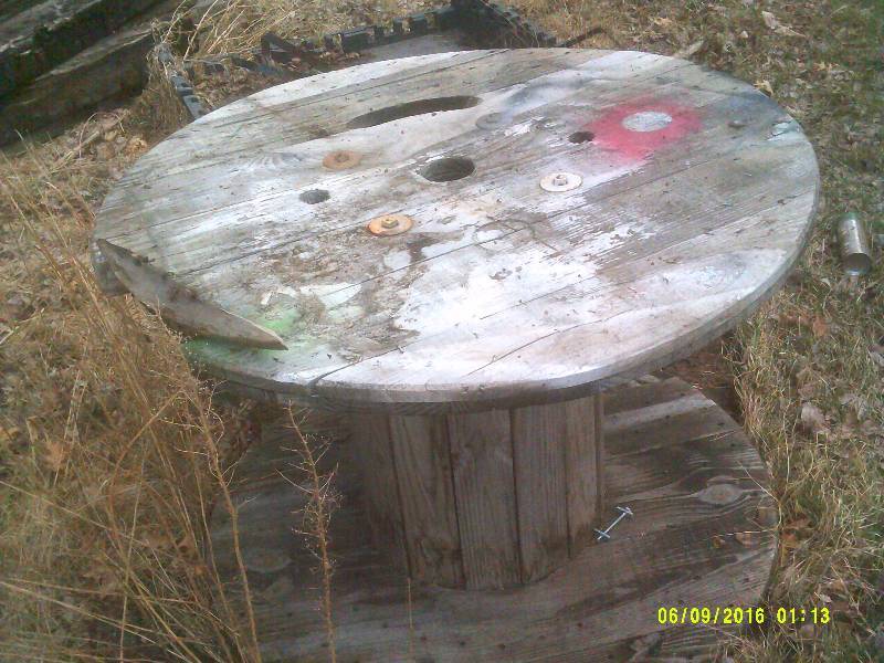 VINTAGE WOOD SPOOL