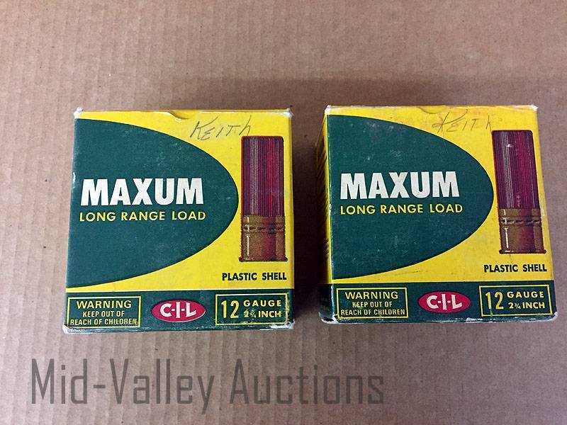lot 164 image: 2 Vintage Boxes Maxum 12 Gauge Shotgun Shells