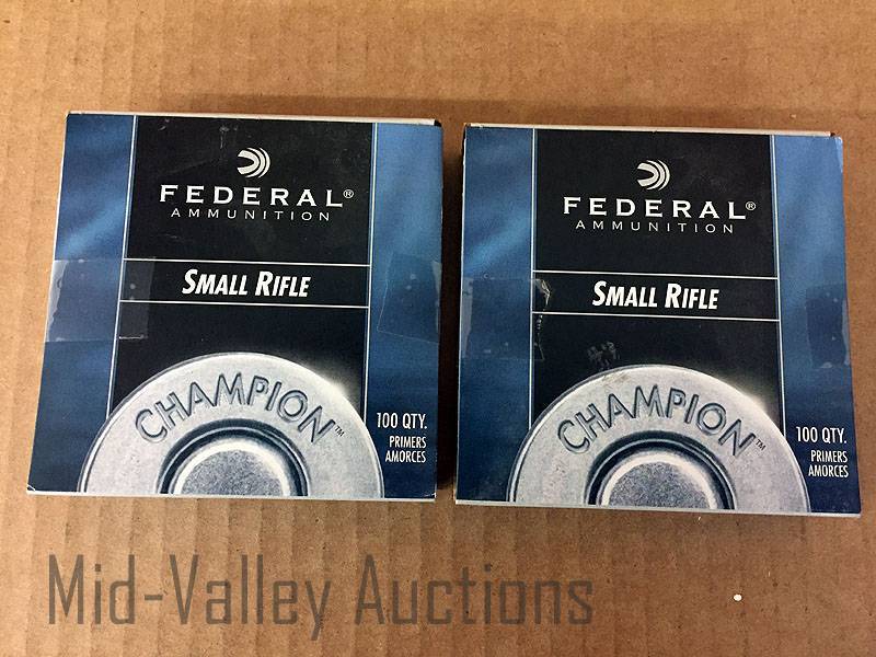 lot 187 image: 200 Federal Small Rifle Primers #205