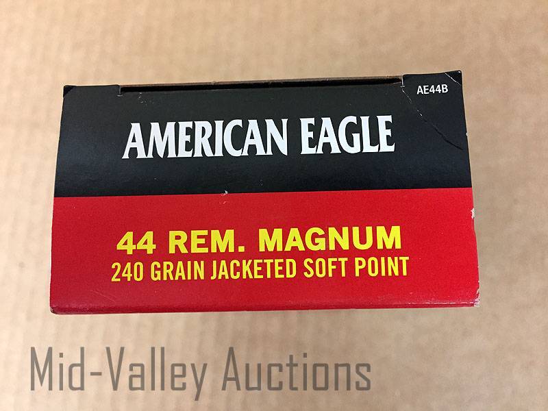lot 57 image: American Eagle 44 REM Magnum 240 Gr JSP