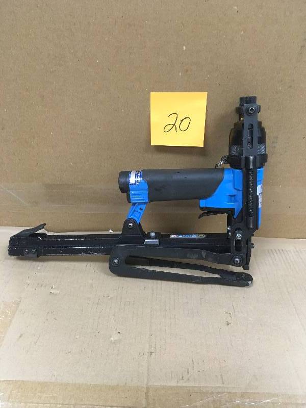 lot 20 image: FASCO F1B 777-15 Carton Plier used in working condition