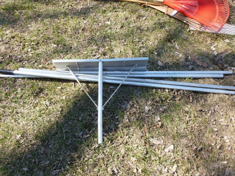 Roof Rake