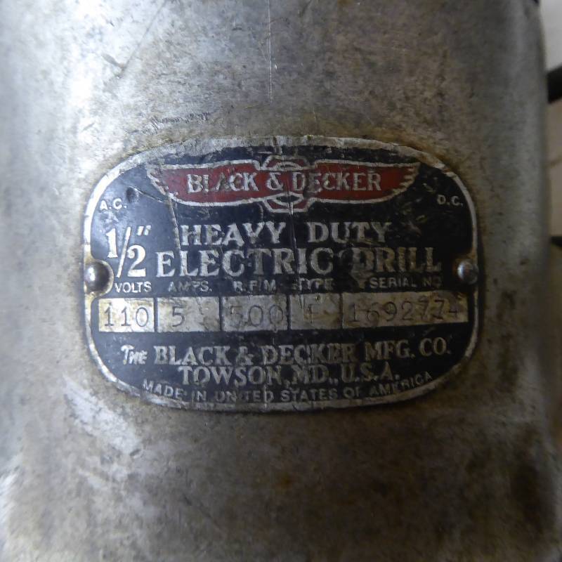 lot 15 image: Black & Decker Heavy Duty Electric Drill