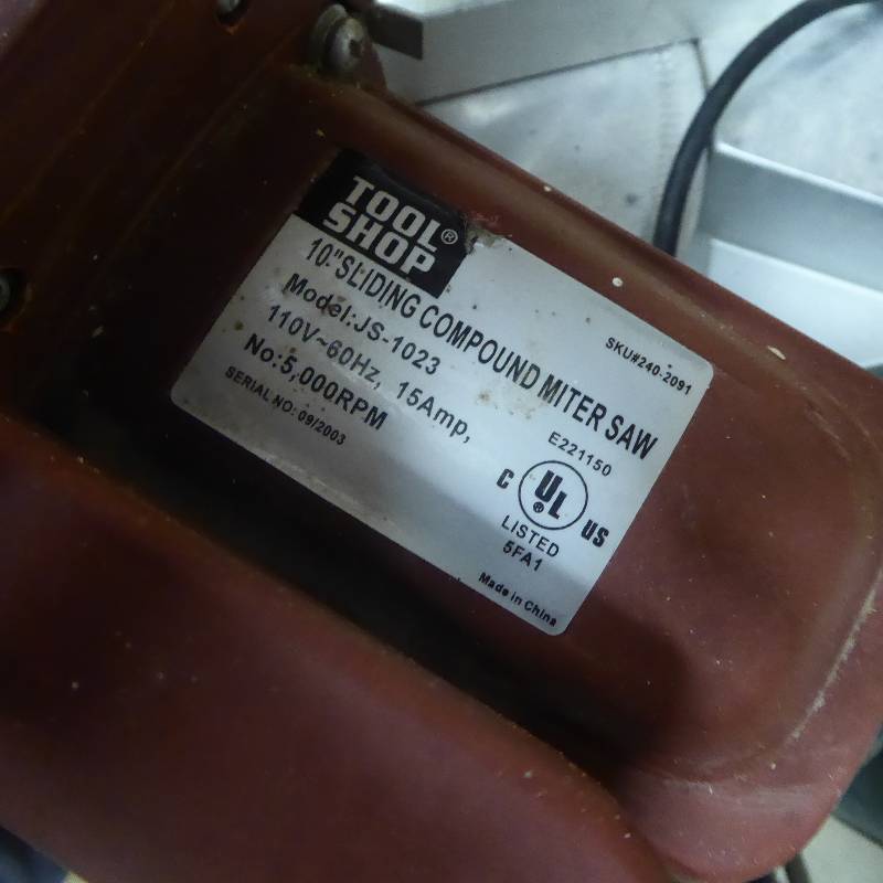 lot 30 image: Tool Shop Miter Saw