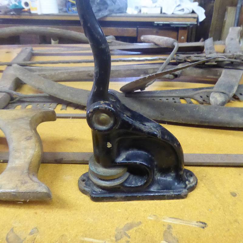 lot 31 image: Antique Vintage Saws & Tools Lot