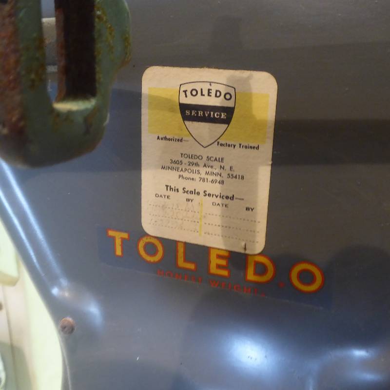 lot 43 image: Toledo Scale Model 4652