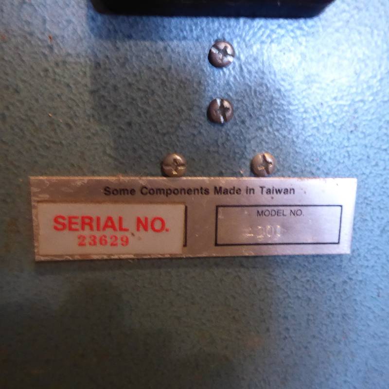 lot 50 image: Wilton Vertical BeltDisc Sander Combo