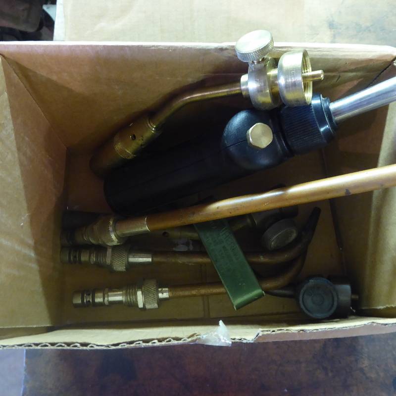 lot 64 image: Welding Accessories and Torch Tips