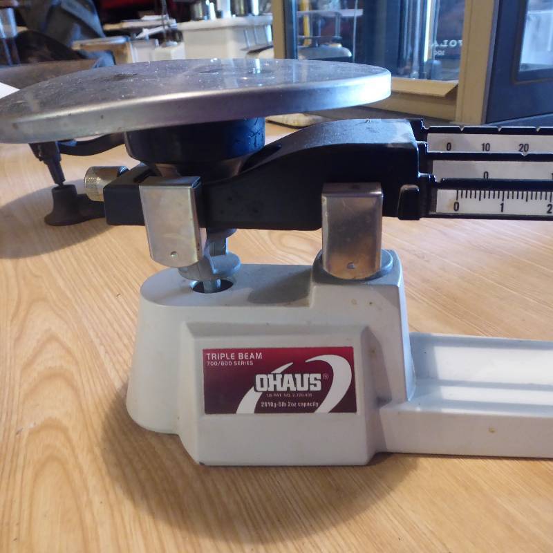 lot 78 image: Ohaus 700 Series Triple Beam Balance Scale