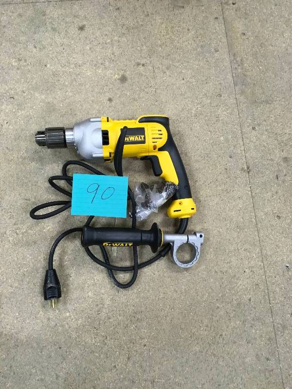 lot 90 image: Dewalt 10 Amp 12 in. (13 mm) Variable Speed Reversing Pistol Grip Drill in like new condition