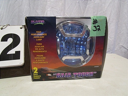 lot 32 image: Blazer High Performance Auxilary Lamps