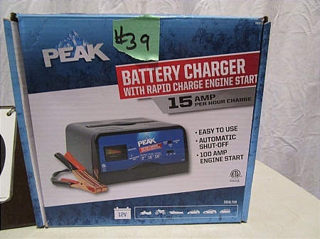 lot 39 image: Peak Battery Charger with Rapid Charge