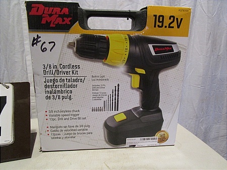 lot 67 image: Duramax 38 Cordless DrillDriver