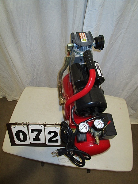 lot 72 image: Morgan 3 Gallon Air Compressor