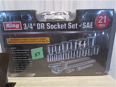 lot 117 image: SAE 21 Pc Socket Set