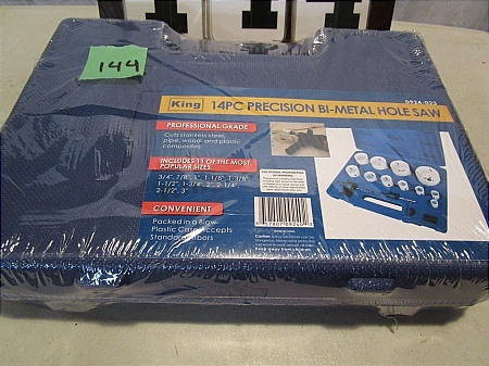 lot 144 image: Hole-Saw Kit