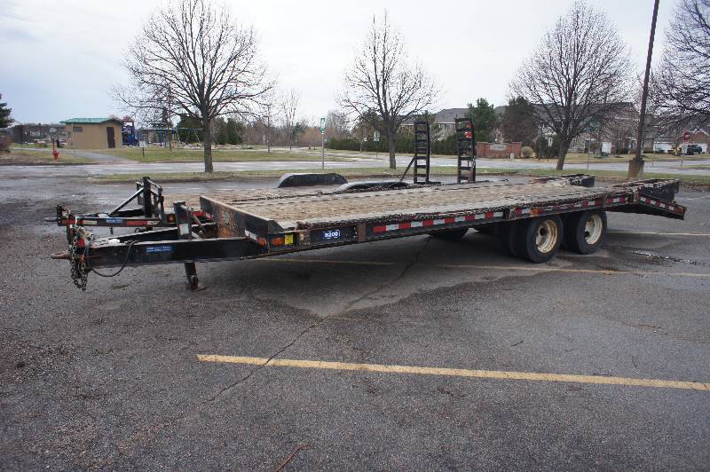 1986 - TRAIL KING - TK-18-24 TRAILER - WOOD BED - 19 LONG - (#9200)