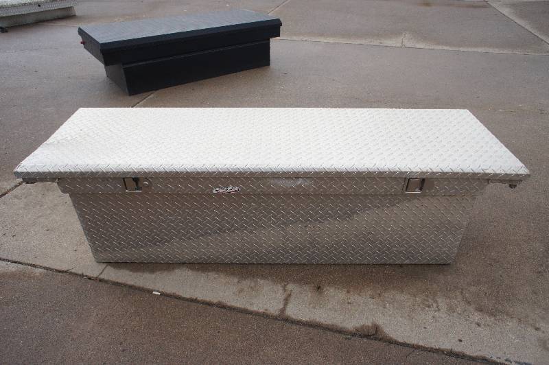 WEATHER GUARD STORAGE  TOOL BOX 60 WIDE SOLD AS-IS