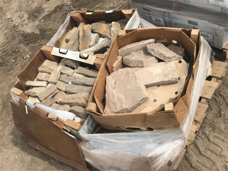 lot 20 image: (2) Pallets Of Cultured Stone