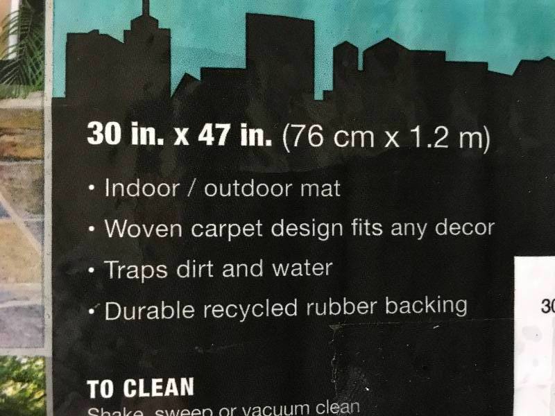 APACHE 30X47 MANHATTAN RUG, MSRP $13.99