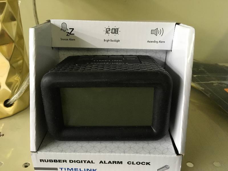 DIGITAL ALARM CLOCK