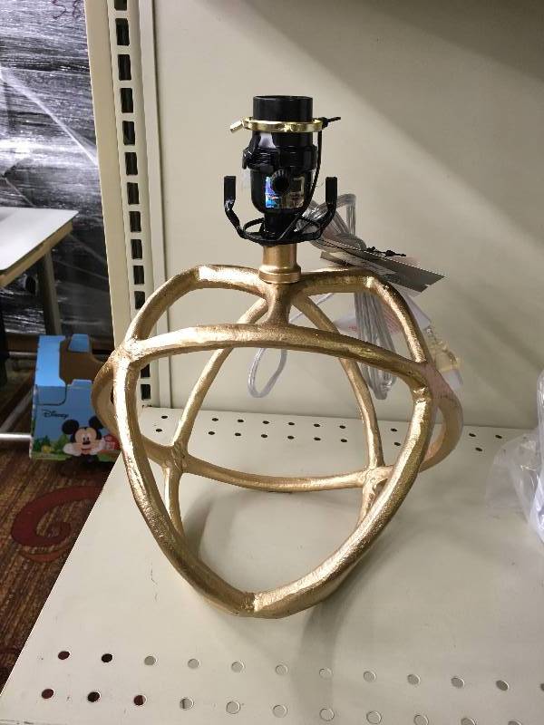 CAST ORB FIGURAL ACCENT LAMP BASE