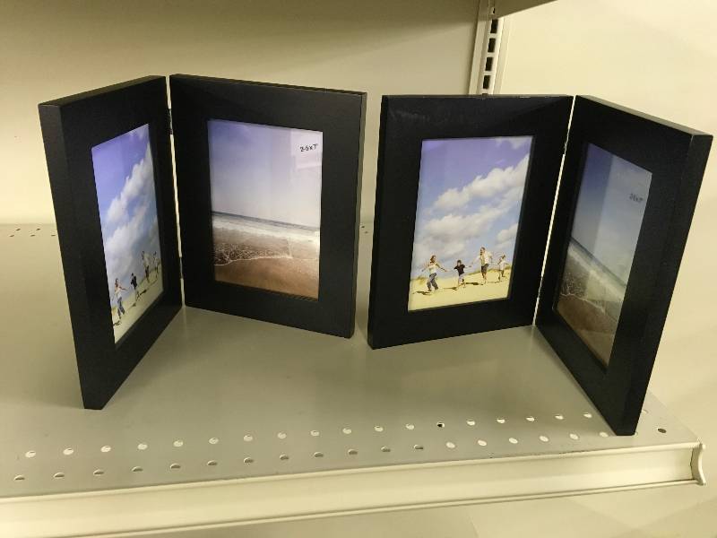 PICTURE FRAMES