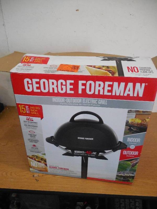 lot 16 image: George Foreman IndoorOutdoor Electric Grill in Black