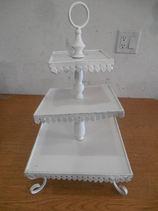 lot 23 image: National Tree Company 21 Three-Tier Serving Rack