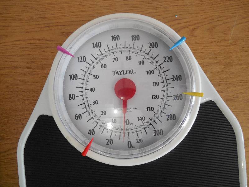lot 43 image: Taylor Large Dial Analog Bathroom Scale - Black