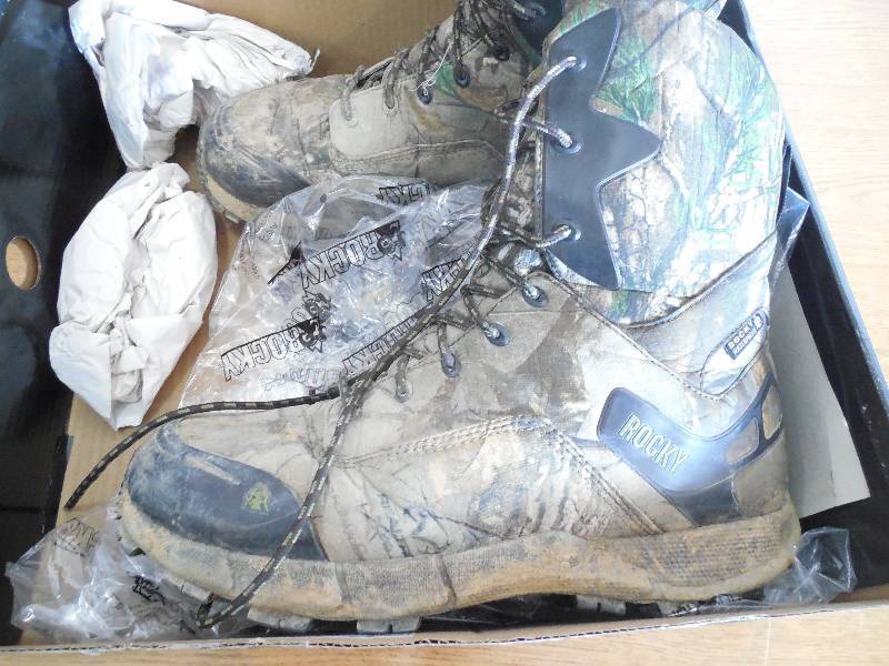 lot 70 image: Rocky Mens Broadhead Insulated Waterproof Boot  SIZE 11 Wide
