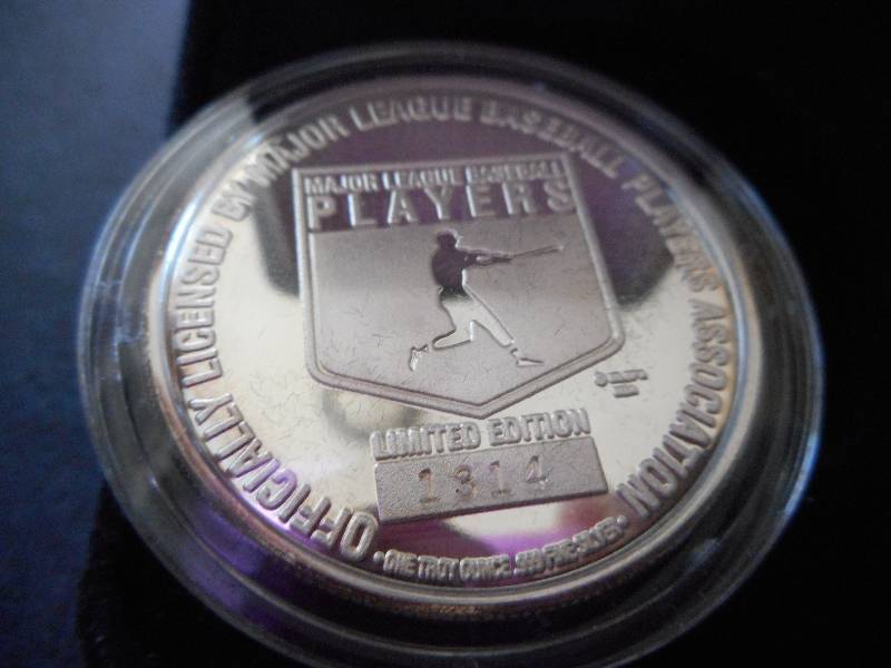 Coin  Collectible Mike Piazza Coin