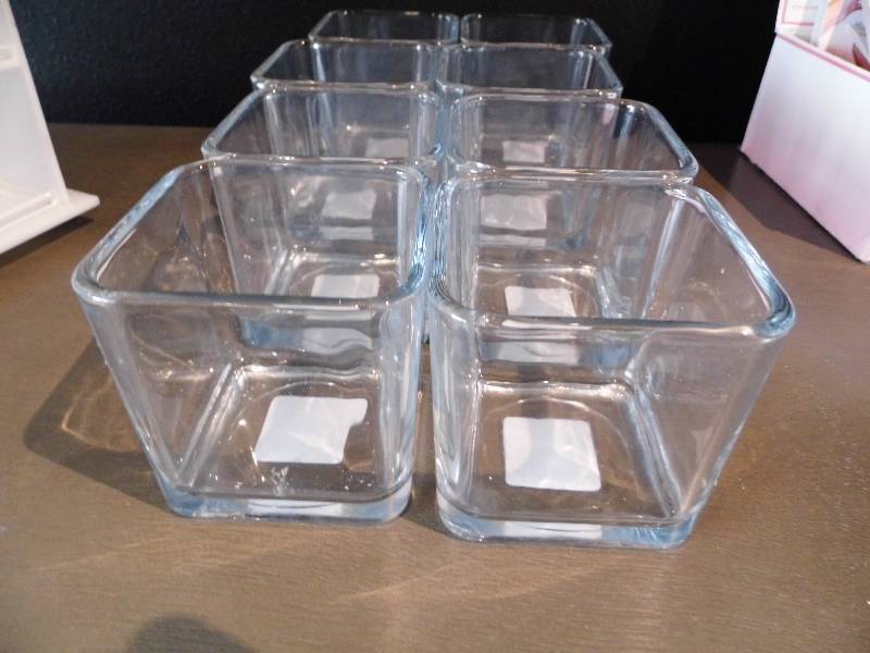 lot 12 image: 8 Square Candle Holders