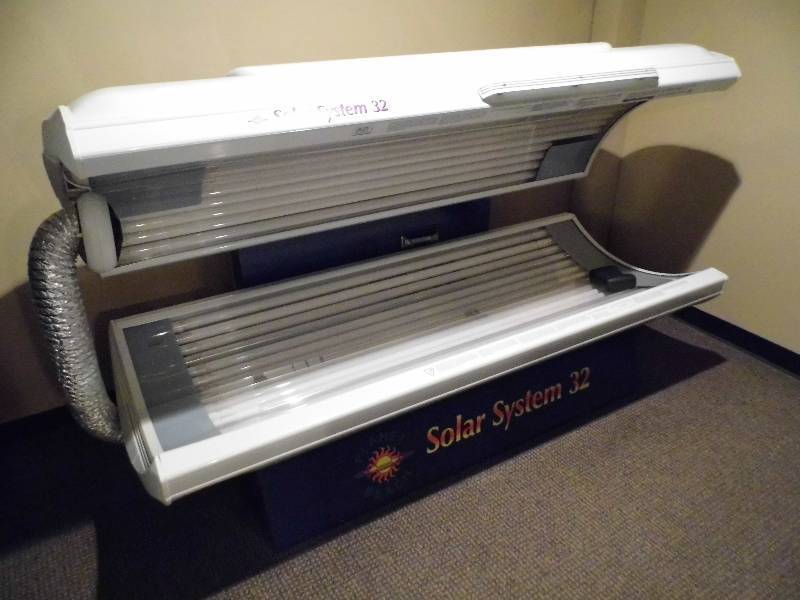 lot 30 image: Solar System 32 Tanning Bed