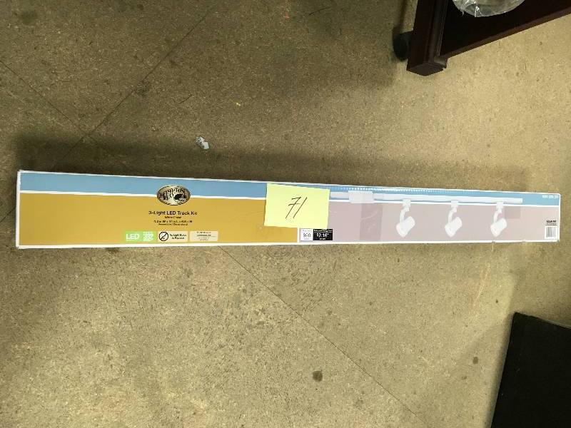 Hampton Bay 3-Light LED Track Light Kit- White Finish new