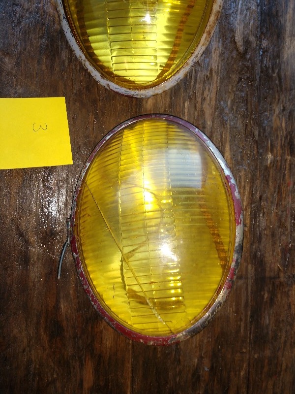 lot 10 image: Yellow &nbspRat Rod Model T Fog Lights (2) Made by S and M Company No. 155, Los Angeles