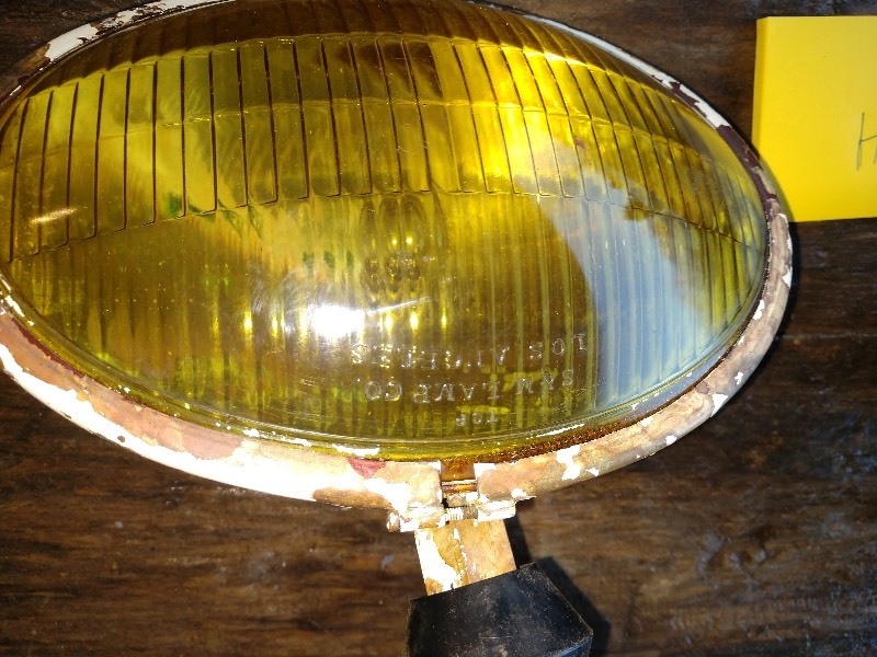 lot 11 image: Yellow&nbspRat Rod Model T Fog Lights (2) Made by S and M Company No. 155, Los Angeles