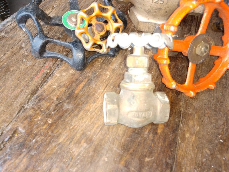 lot 82 image: Brass Crane Water Valve and Gate Valve Handles