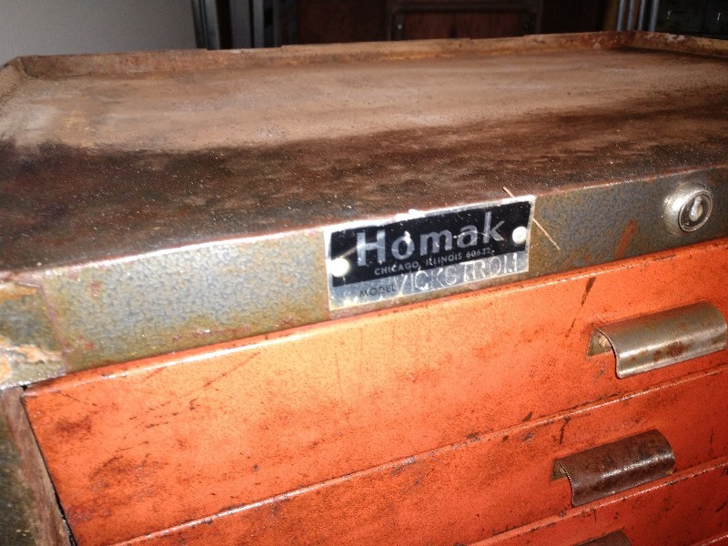 lot 106 image: Antique Homack Rolling Toolbox