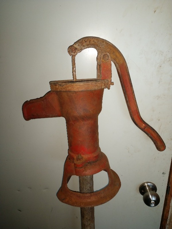 lot 108 image: Antique Well Pump