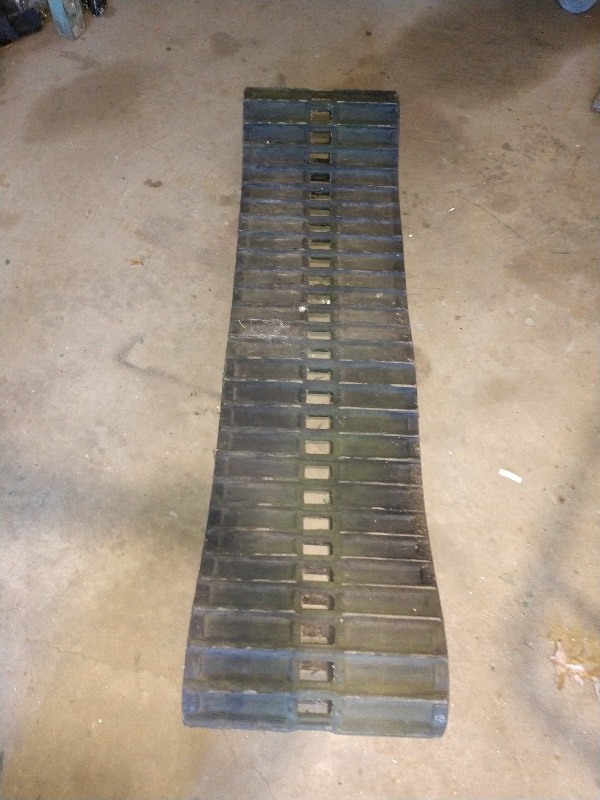 lot 111 image: Yamaha Vintage Snowmobile Track