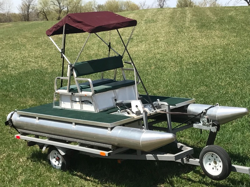 lot 6 image: 2015 Paddle-King Boat & Trailer