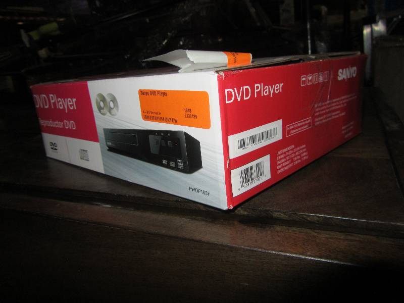 lot 73 image: Sanyo DVD Player
