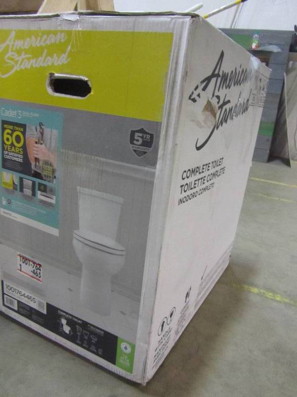 lot 92 image: American Standard Cadet 3 Right Height Complete 2-piece 1.0 GPF Dual Flush Round Toilet in White