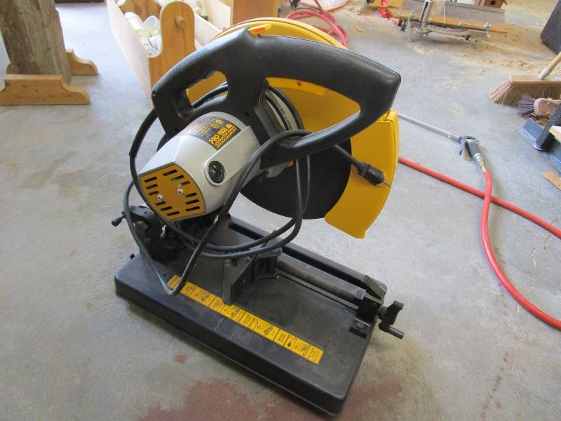 lot 25 image: Pro-Tech Chop Saw