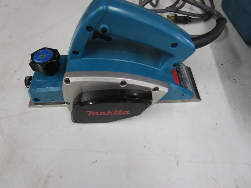 lot 30 image: Makita Power Planer