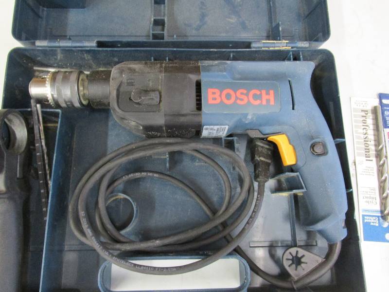 lot 32 image: Bosch Hammer Drill & Bits