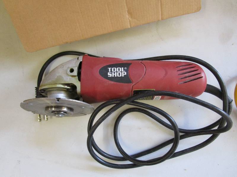 lot 60 image: Grinder, Stapler, Sander