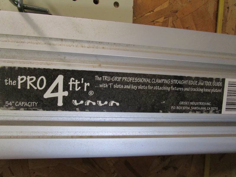 lot 74 image: Assorted Straight Edge Clamps 2-8